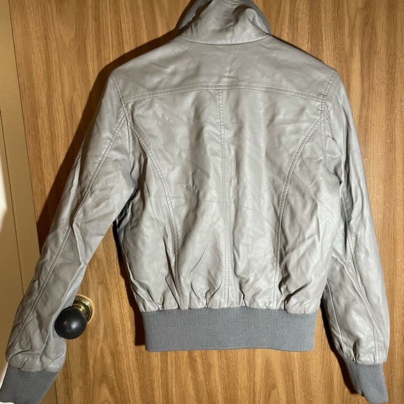 Bomber Jacket by Ambiance Apparel - Picture 9 of 10